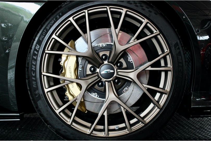 Aston Martin Db12 The Supercar Rooms (37)