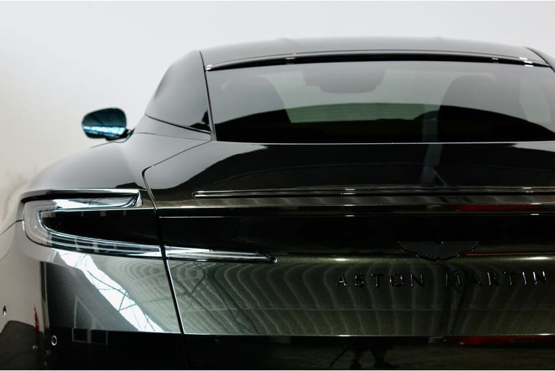 Aston Martin Db12 The Supercar Rooms (40)