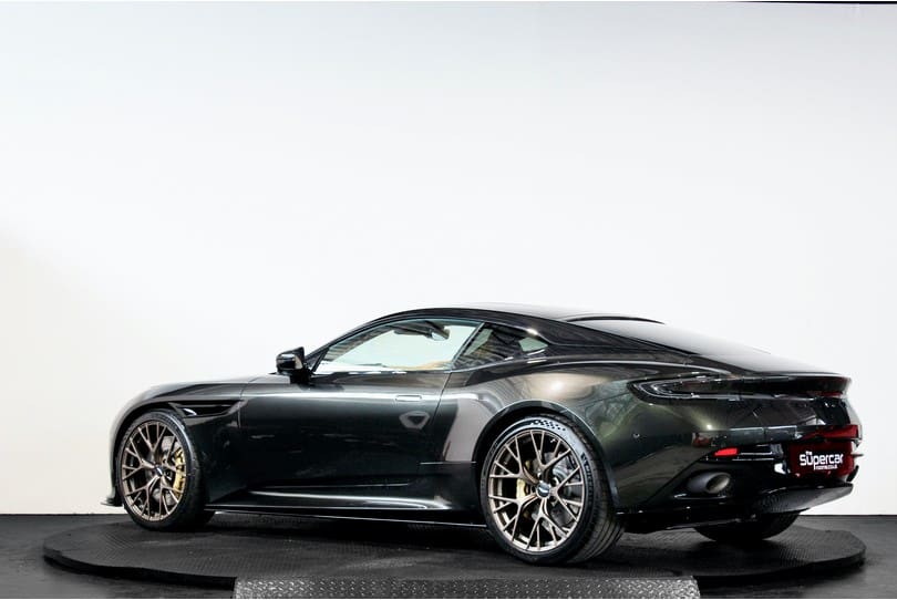 Aston Martin Db12 The Supercar Rooms (5)