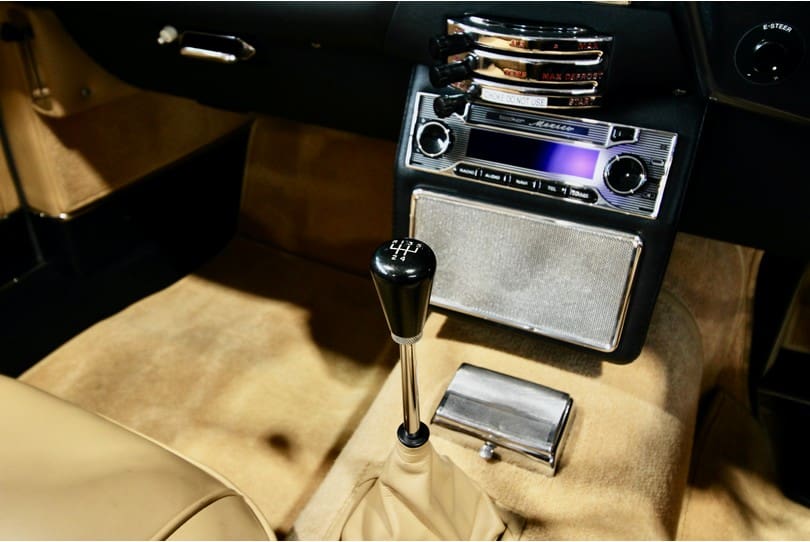 Aston Martin Db5 Convertible The Supercar Rooms (17)