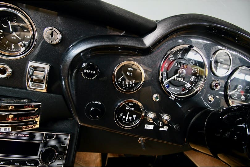 Aston Martin Db5 Convertible The Supercar Rooms (19)