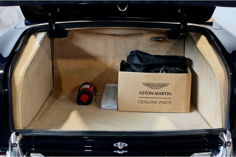 Aston Martin Db5 Convertible The Supercar Rooms (29)