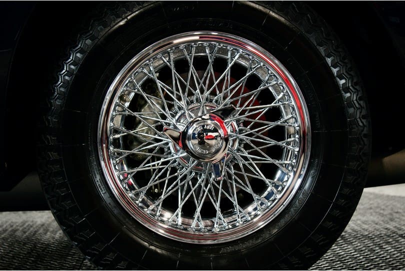 Aston Martin Db5 Convertible The Supercar Rooms (31)