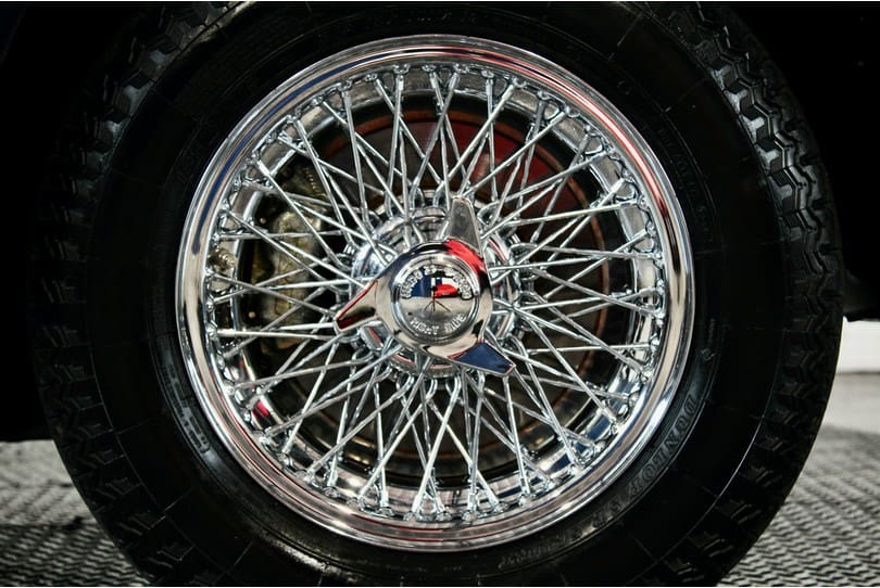 Aston Martin Db5 Convertible The Supercar Rooms (34)