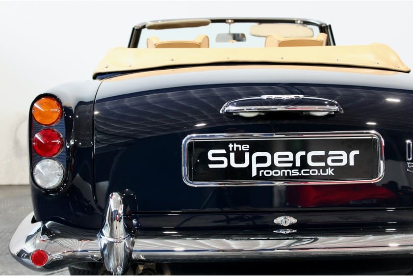 Aston Martin Db5 Convertible The Supercar Rooms (37)