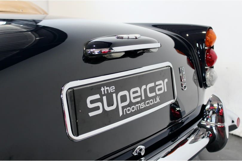 Aston Martin Db5 Convertible The Supercar Rooms (43)