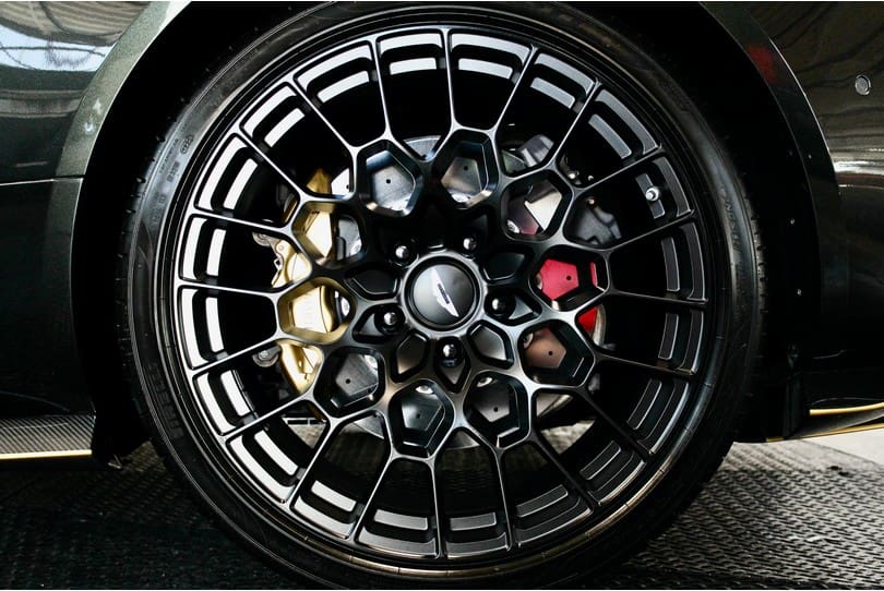 Aston Martin Dbs 770 Ultimate The Supercar Rooms (39)