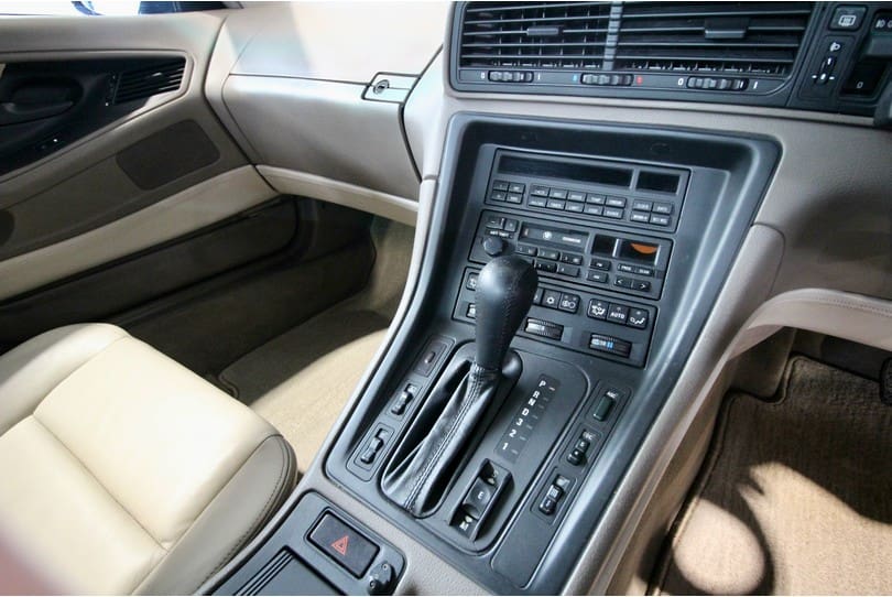 Bmw 850i The Supercar Rooms (13)