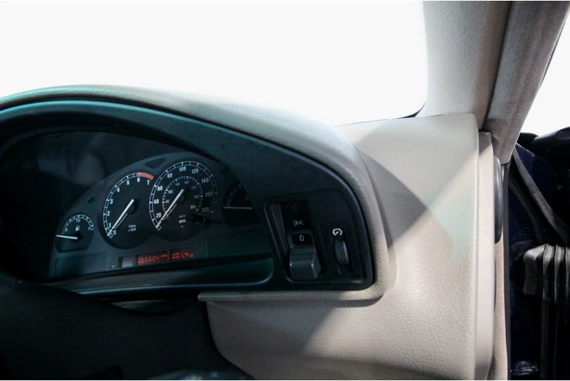 Bmw 850i The Supercar Rooms (16)