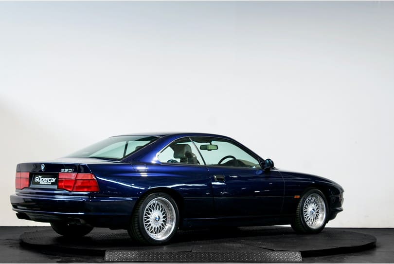 Bmw 850i The Supercar Rooms (3)