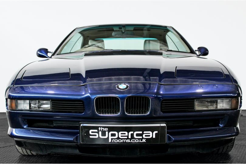 Bmw 850i The Supercar Rooms (43)