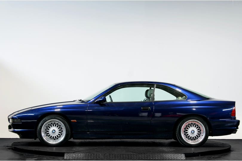 Bmw 850i The Supercar Rooms (6)