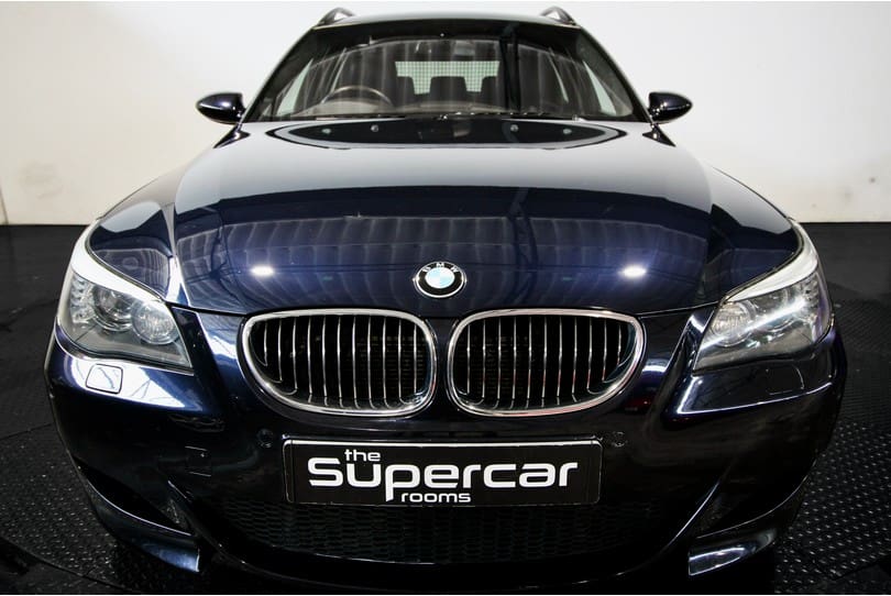 Bmw M5 Touring The Supercar Rooms (55)