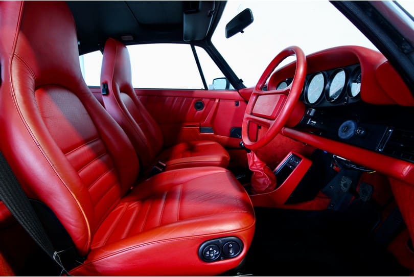 Porsche 911 The Supercar Rooms (10)