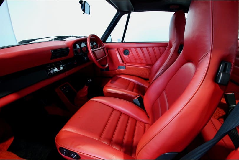 Porsche 911 The Supercar Rooms (12)