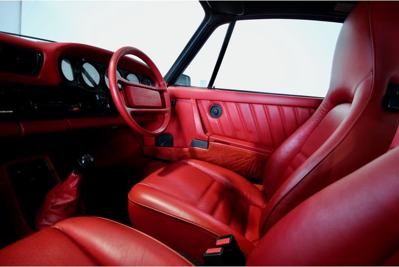 Porsche 911 The Supercar Rooms (21)