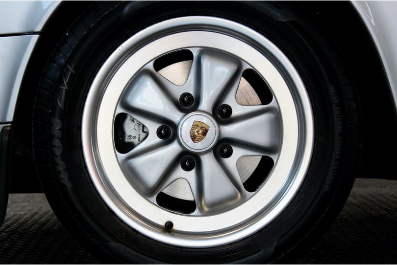 Porsche 911 The Supercar Rooms (28)