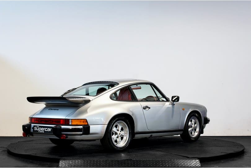 Porsche 911 The Supercar Rooms (3)