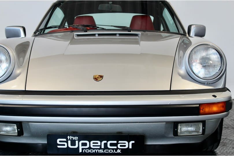 Porsche 911 The Supercar Rooms (32)