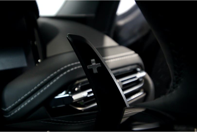 Aston Martin Db12 The Supercar Rooms (24)