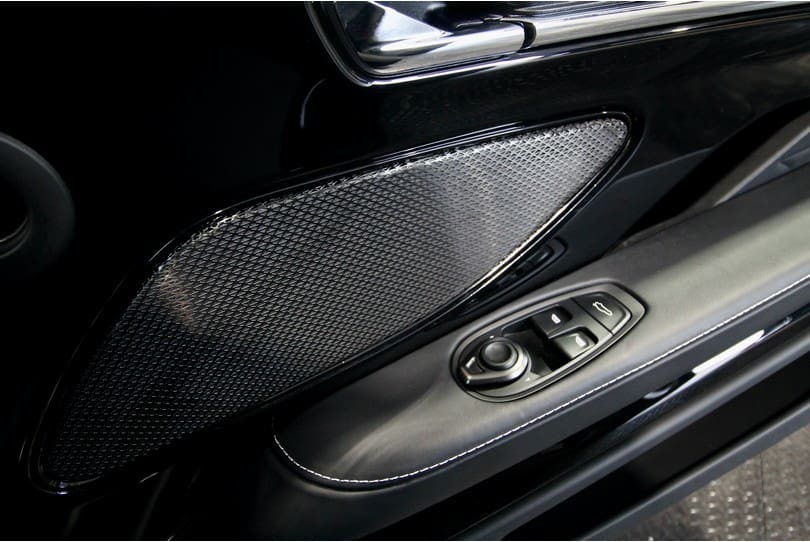 Aston Martin Db12 The Supercar Rooms (26)