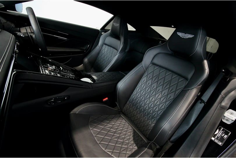 Aston Martin Db12 The Supercar Rooms (33)