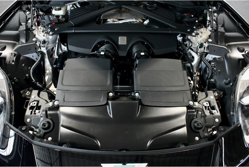 Aston Martin Db12 The Supercar Rooms (41)