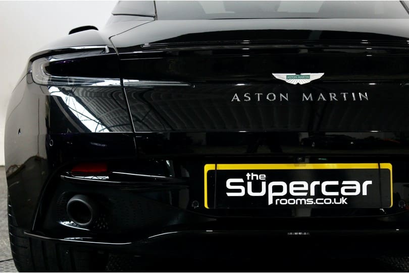 Aston Martin Db12 The Supercar Rooms (48)