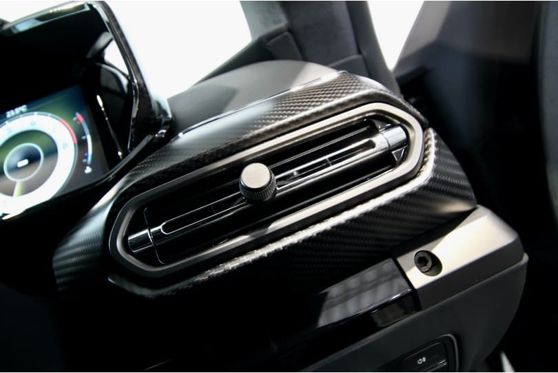 Aston Martin Vantage The Supercar Rooms (19)