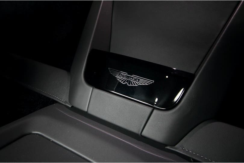 Aston Martin Vantage The Supercar Rooms (33)