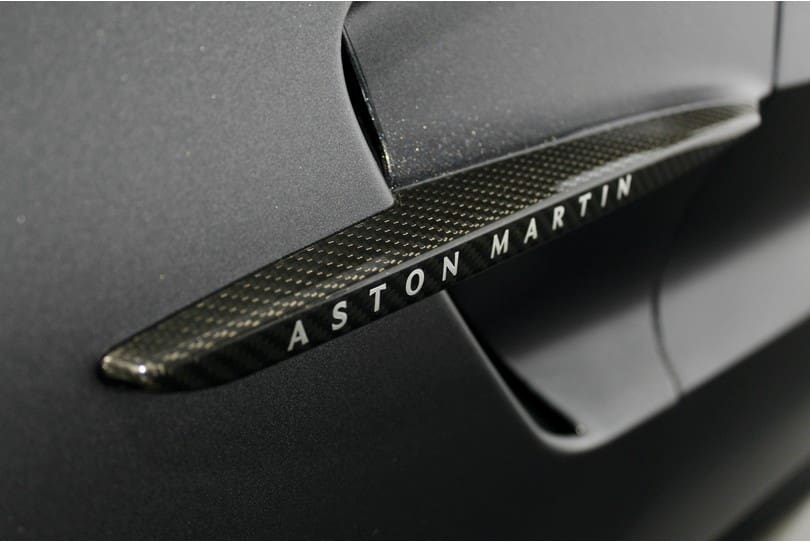 Aston Martin Vantage The Supercar Rooms (46)