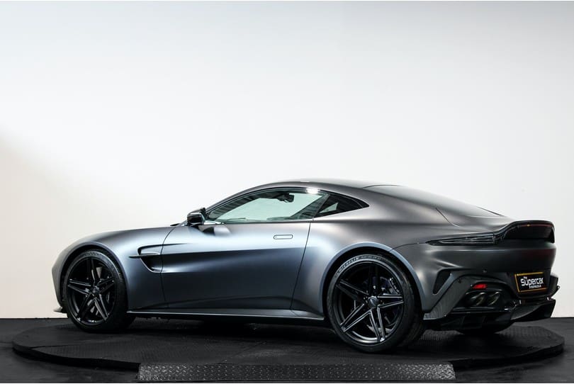 Aston Martin Vantage The Supercar Rooms (5)