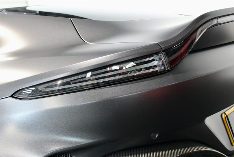 Aston Martin Vantage The Supercar Rooms (51)