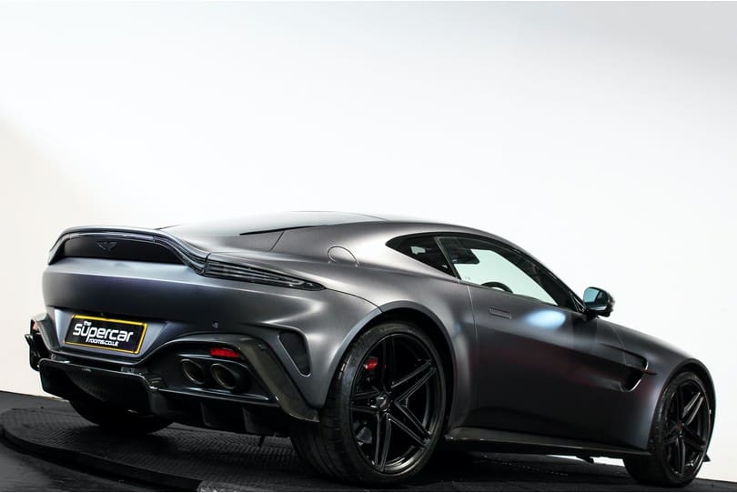 Aston Martin Vantage The Supercar Rooms (57)