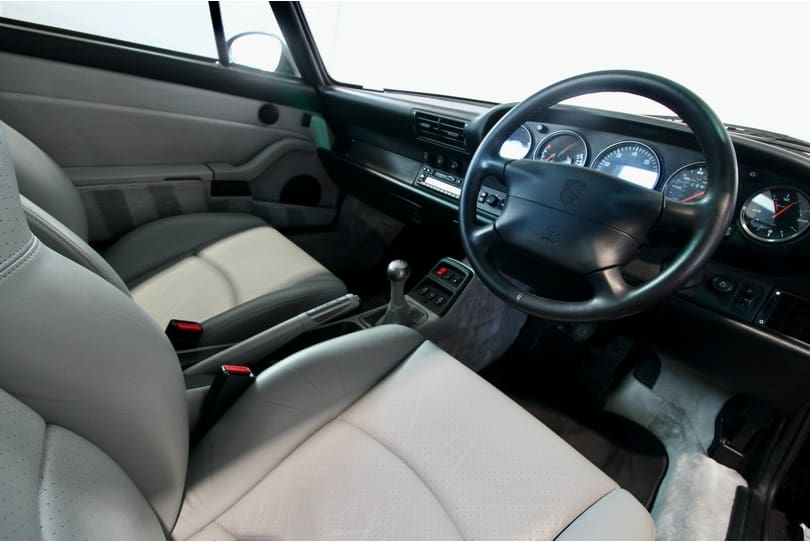 Porsche 993 Carrera S The Supercar Rooms (21)