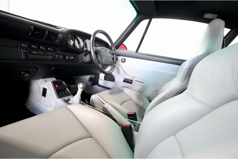 Porsche 993 Carrera S The Supercar Rooms (23)