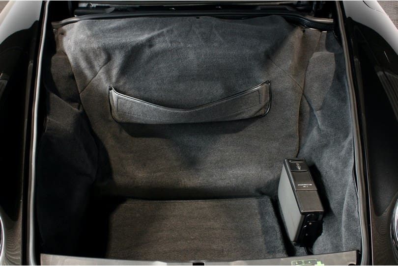 Porsche 993 Carrera S The Supercar Rooms (26)