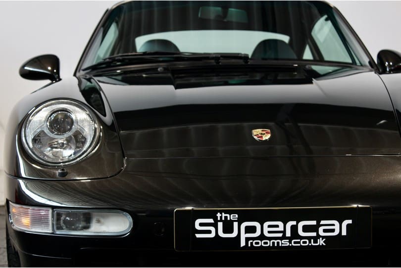 Porsche 993 Carrera S The Supercar Rooms (33)