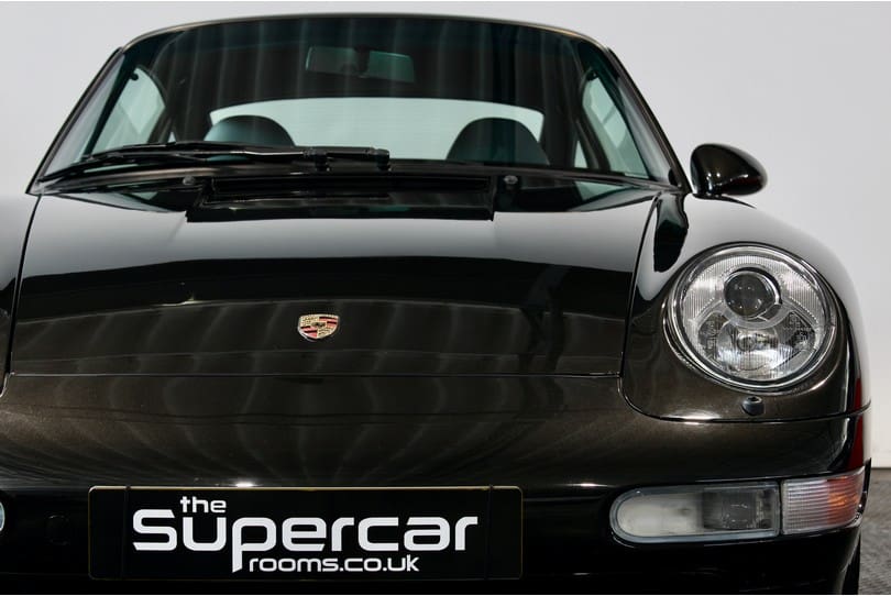 Porsche 993 Carrera S The Supercar Rooms (34)