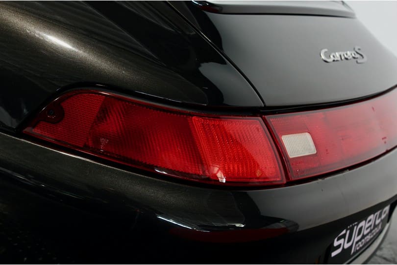 Porsche 993 Carrera S The Supercar Rooms (40)