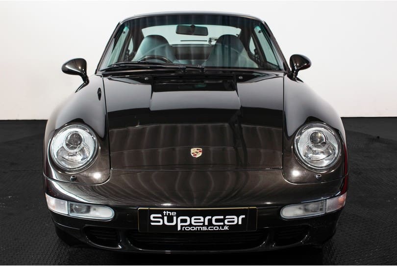 Porsche 993 Carrera S The Supercar Rooms (43)