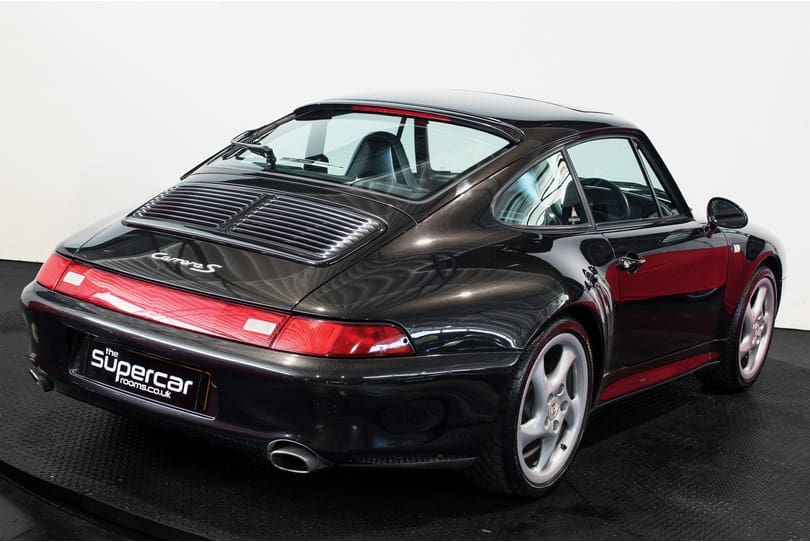 Porsche 993 Carrera S The Supercar Rooms (49)