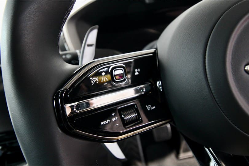 Aston Martin Dbx 707 Amr24 The Supercar Rooms (18)