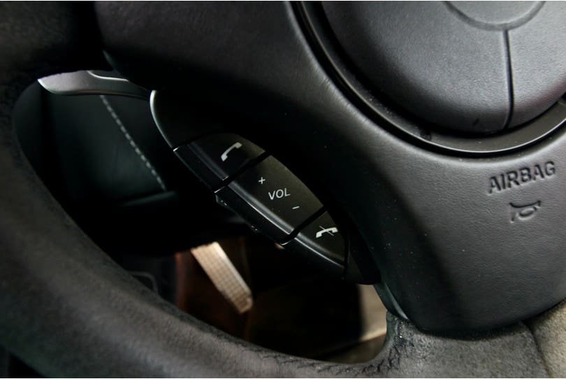 Aston Martin Vantage S The Supercar Rooms (16)