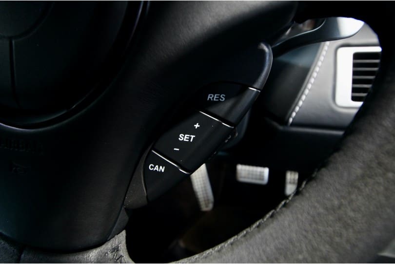 Aston Martin Vantage S The Supercar Rooms (17)