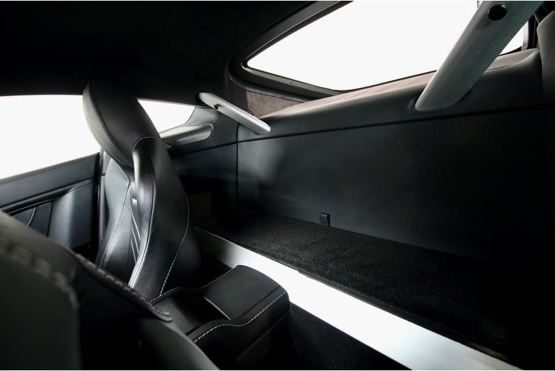 Aston Martin Vantage S The Supercar Rooms (31)