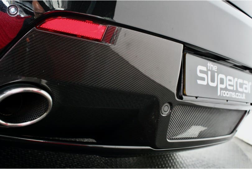 Aston Martin Vantage S The Supercar Rooms (49)