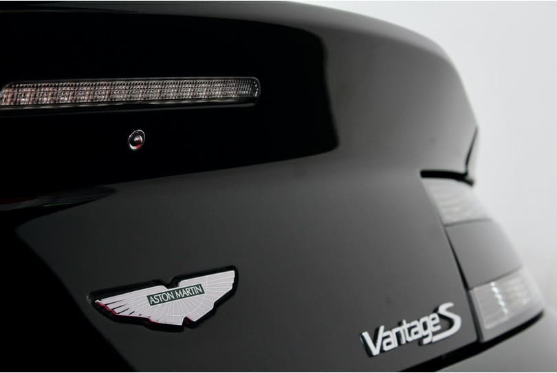 Aston Martin Vantage S The Supercar Rooms (51)