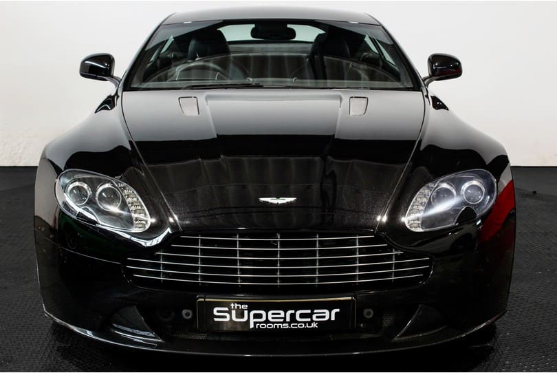 Aston Martin Vantage S The Supercar Rooms (53)