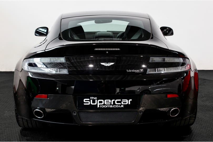 Aston Martin Vantage S The Supercar Rooms (55)